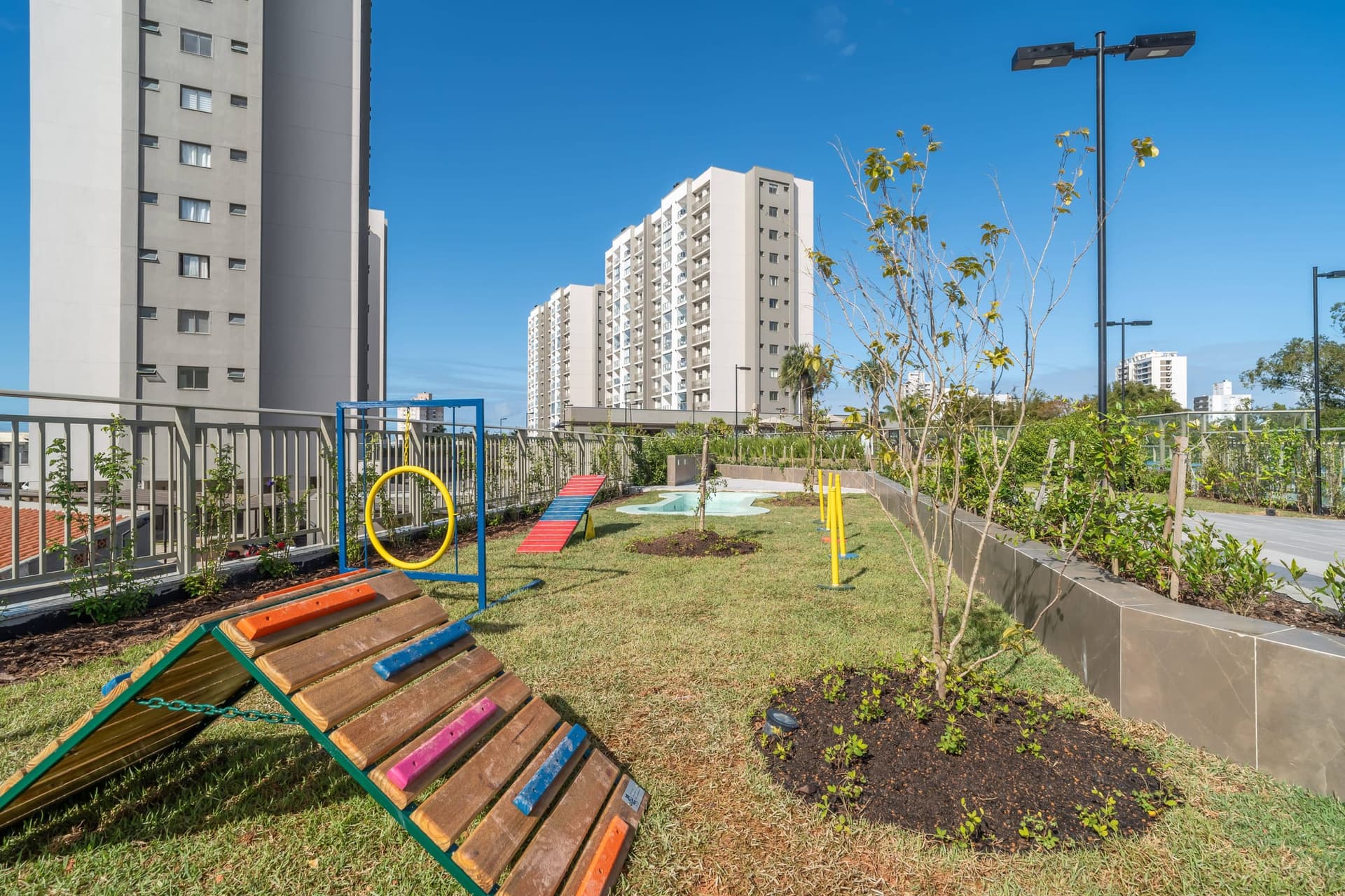 Foto 1 de Apartamento 1 suíte + 2 dorms à venda · São Vicente, Itajaí · São Vicente · 85 m² · AP1000
