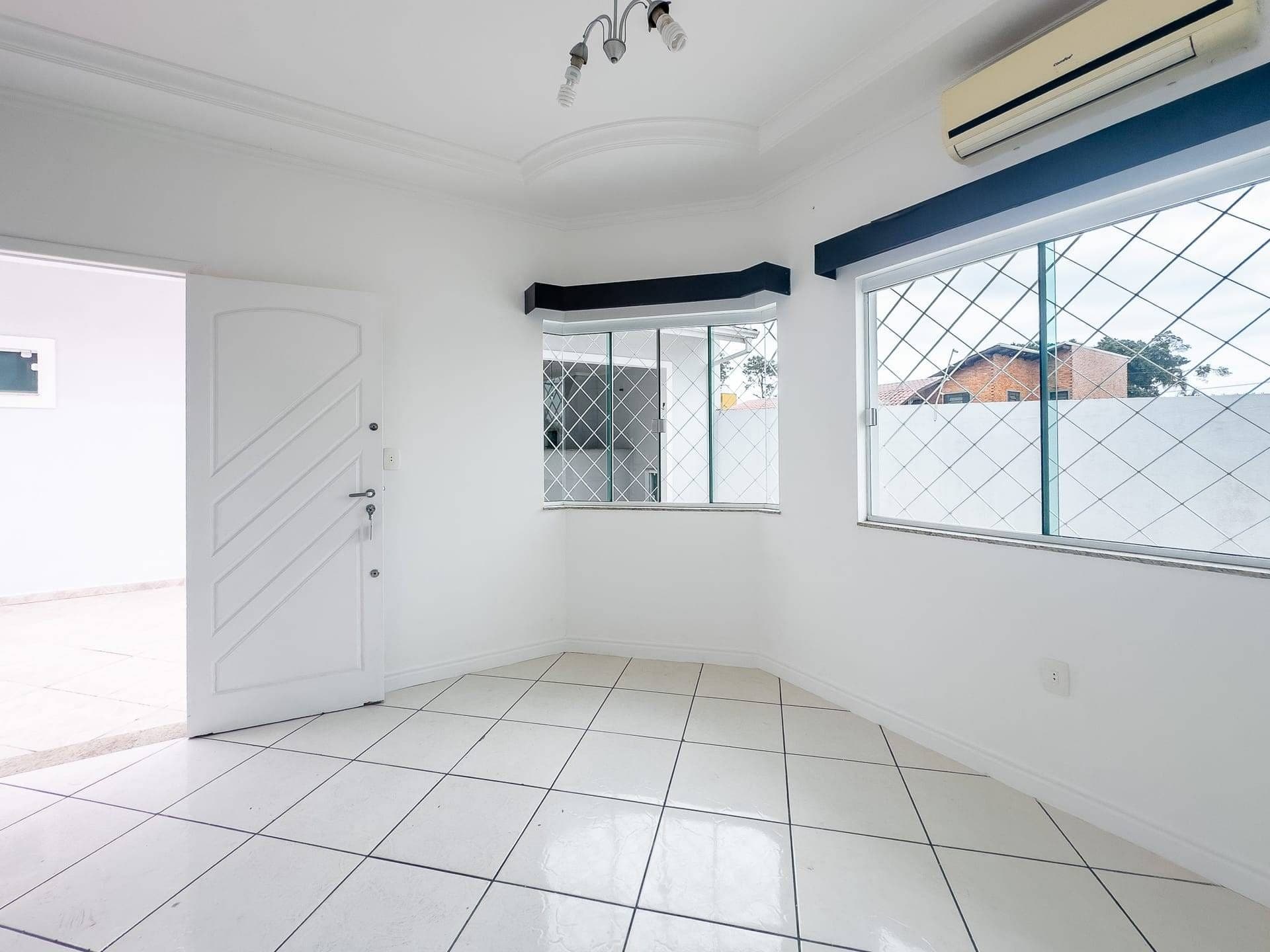 Foto 4 de Casa 1 suíte + 3 dorms à venda · Dom Bosco, Itajaí
