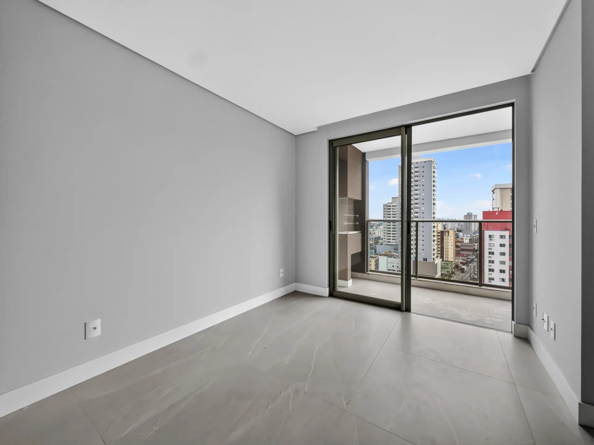 Foto 5 de Apartamento 2 suítes à venda · Centro, Itajaí · Brooklyn 365