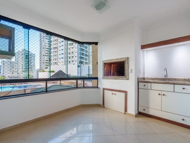 Foto 1 de Apartamento com 3 suítes para venda, 148 m² - Fazenda - Itajaí/SC