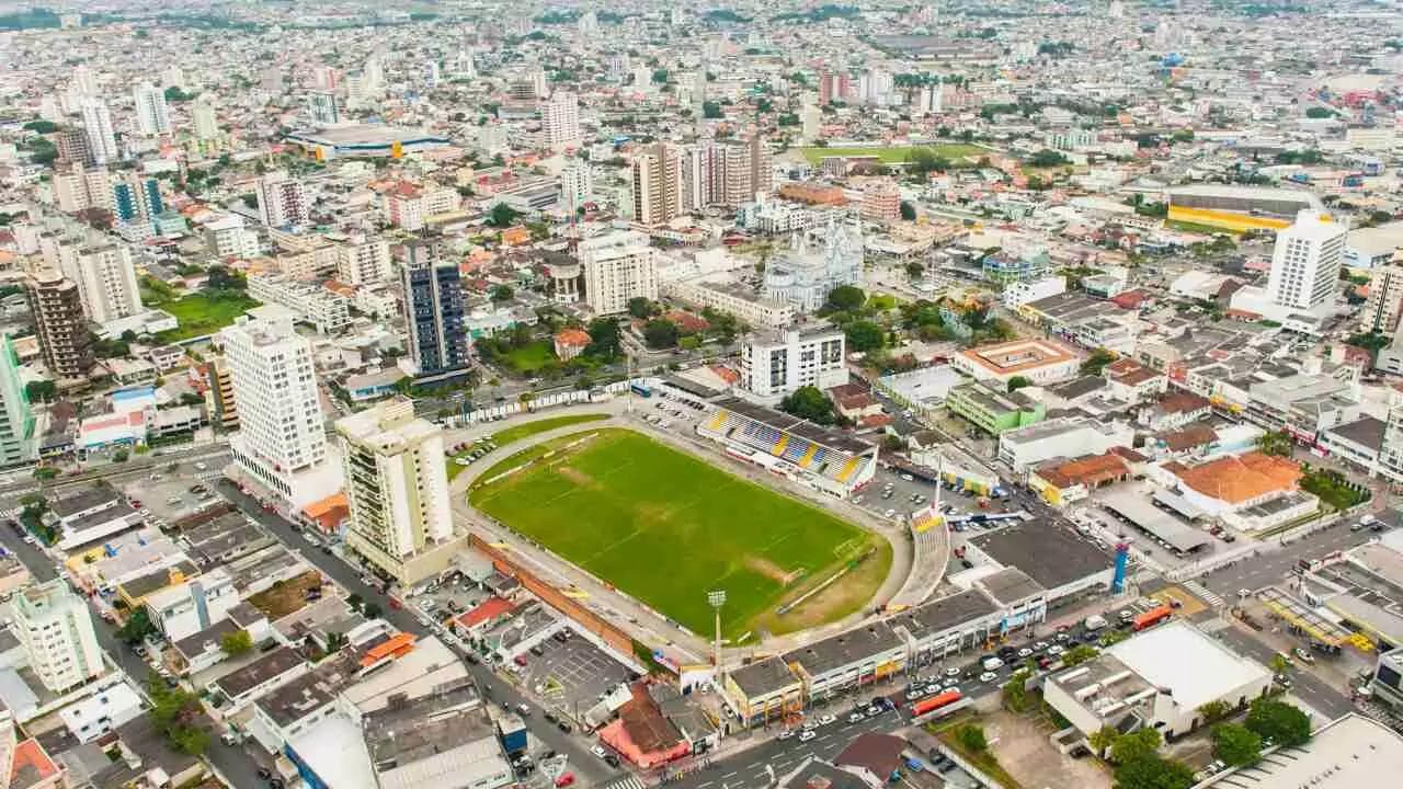 Centro de Itajaí: Descubra a região e oportunidades imobiliárias