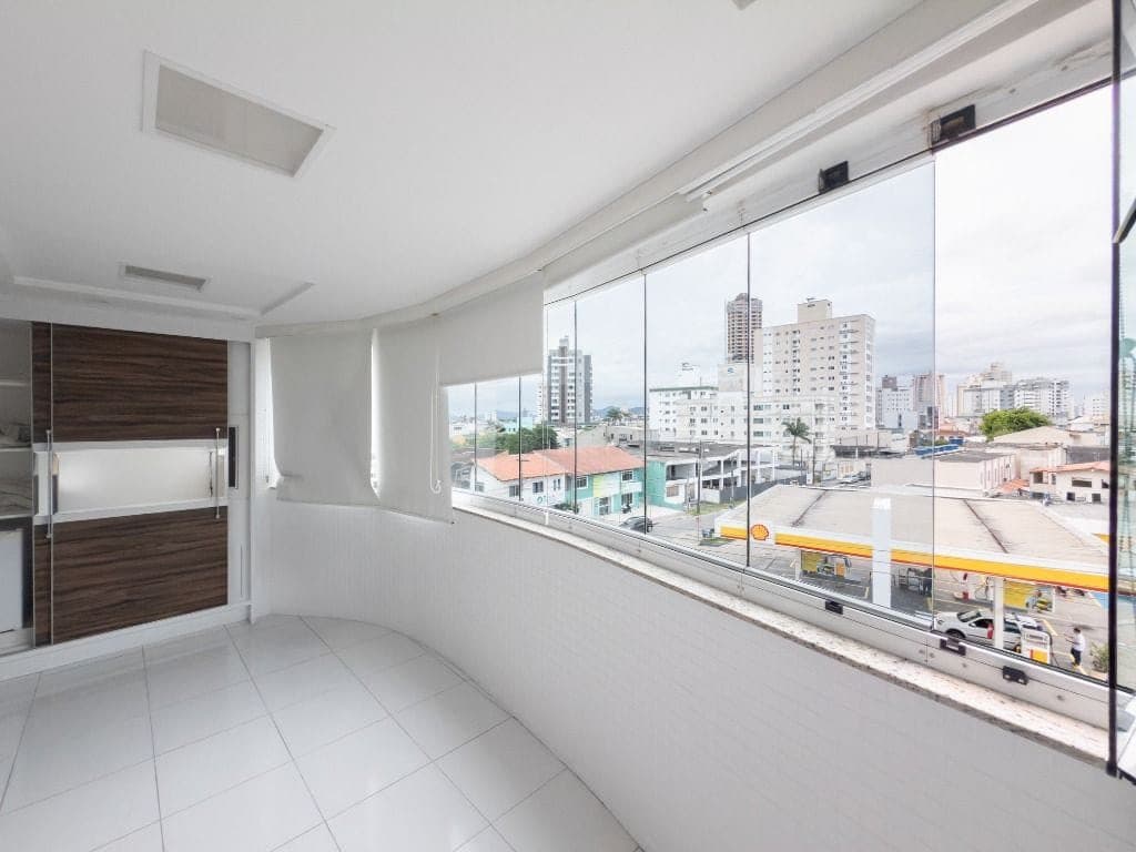 Foto 1 de Apartamento com 2 dormitórios para alugar, 93 m² por R$ 3.400,00/mês - Centro - Itajaí/SC