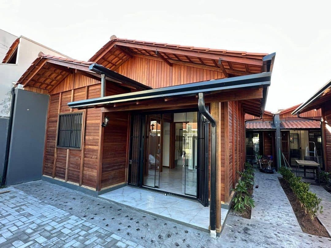 Foto 1 de Casa pré-fabricada com 2 quartos para locação, Centro, Itajaí, SC