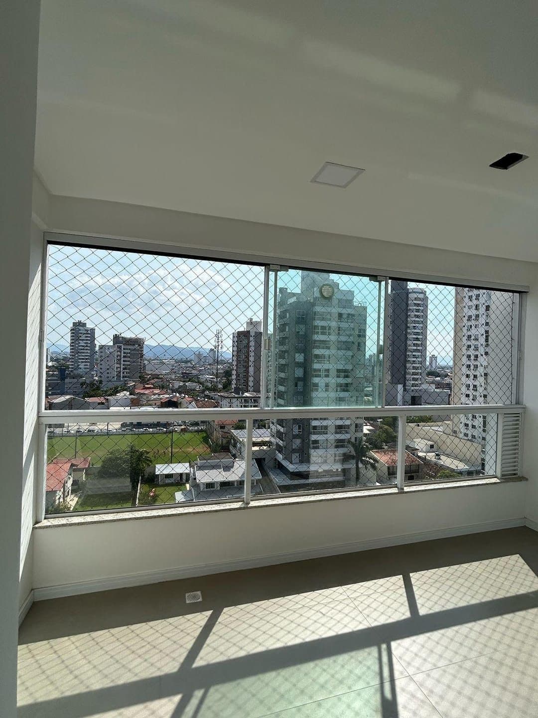 Foto 1 de Apartamento semimobiliado 1 suíte + 1 dormitório - à venda, Vila Operária, Itajaí, SC
