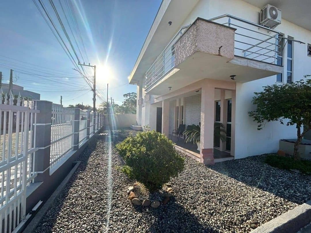 Foto 1 de Casa semimobiliada com 1 suite + 5 dormitorios à venda, São João, Itajaí, SC