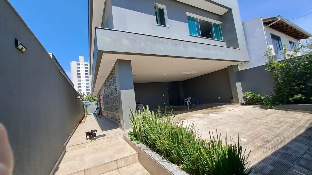 Foto 1 de Casa semimobiliada 1 suíte + 3 dormitórios à venda, São João, Itajaí, SC