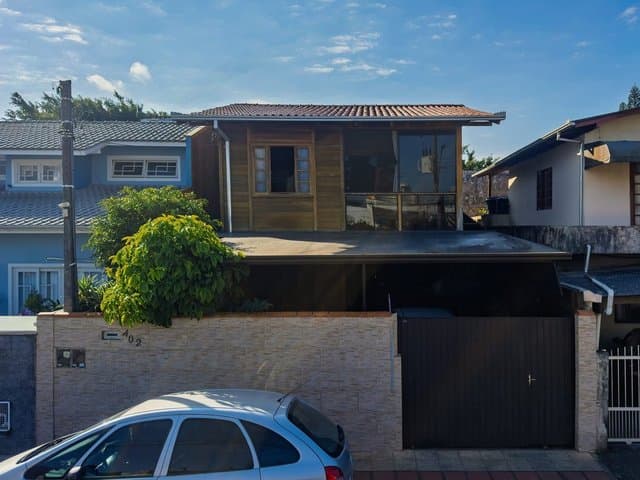 Foto 1 de Casa 2 dorms à venda · São João, Itajaí