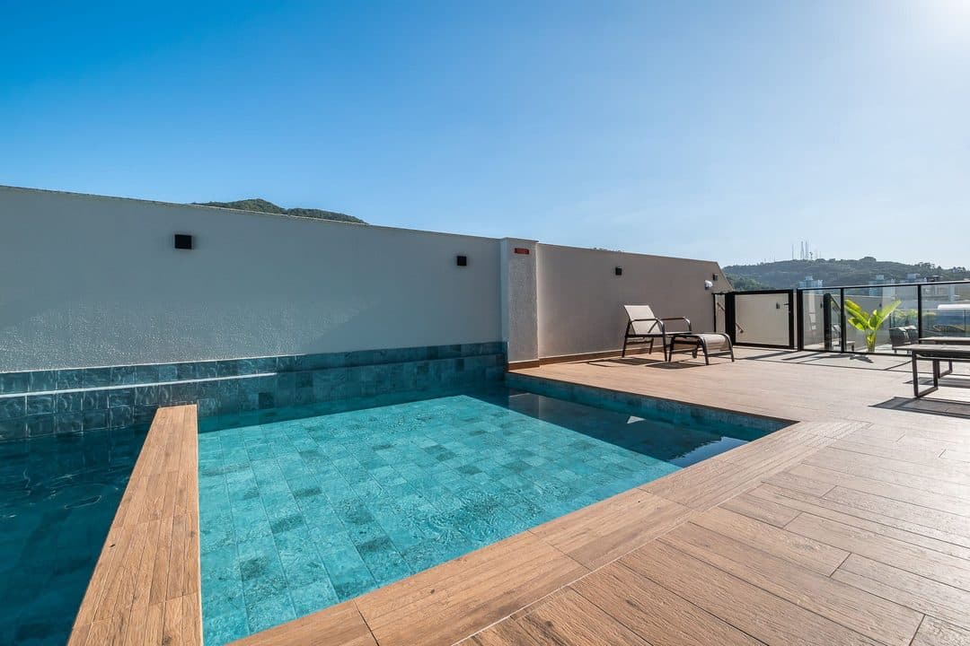 Foto 3 de Apartamento 2 suítes à venda · Fazenda, Itajaí · LAGO MORAINE · 73 m²