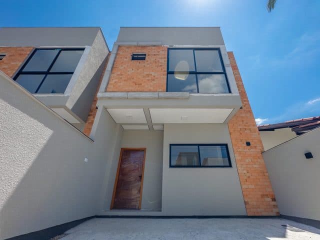 Foto 1 de Sobrado 1 suíte + 2 dorms à venda · São João, Itajaí · 102 m²