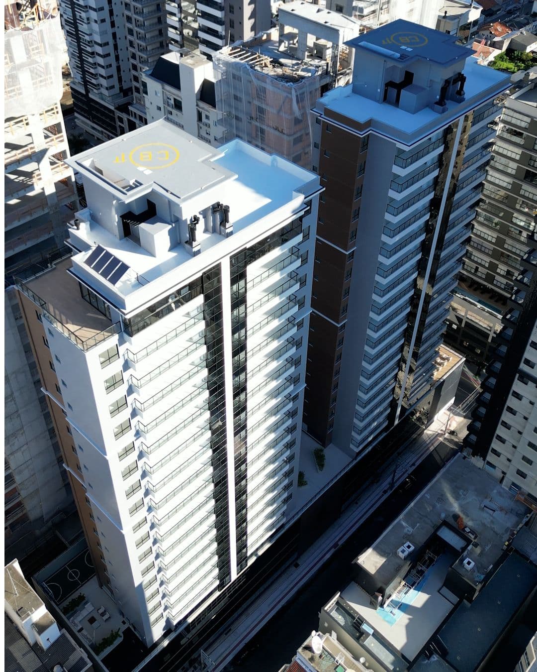 Foto 1 de Montreal Towers