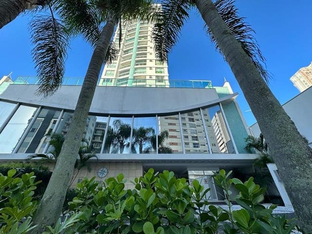 Foto 1 de Apartamento com 2 suítes à venda, 83 m² - Centro - Itajaí/SC