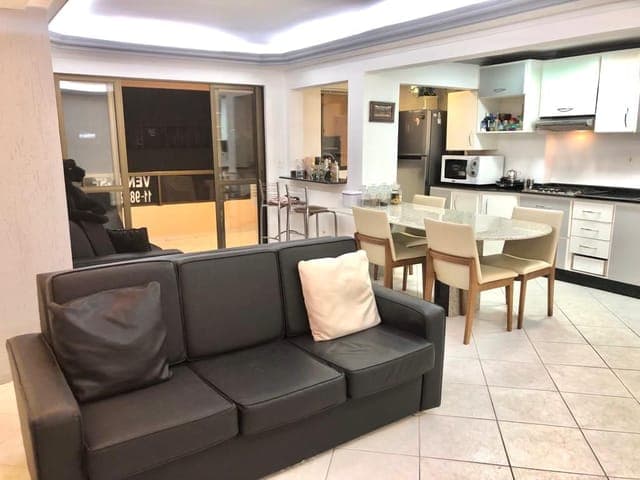 Foto 1 de Apartamento com 2 dormitórios à venda, 163 m² - Pioneiros - Balneário Camboriú/SC