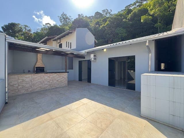 Foto 1 de Casa com 1 suíte + 3 dormitórios à venda, 160 m² por R$ 850.000 - Fazenda - Itajaí/SC