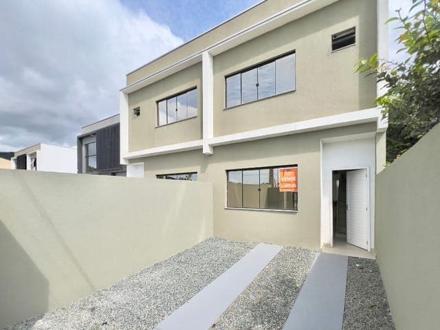 Foto 1 de Sobrado semimobiliado, 2 suítes à venda, 80 m² por R$ 520.000 - Espinheiros - Itajaí/SC